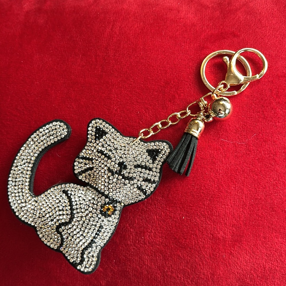 Puffy Cat Keychains - Picture 2 of 5